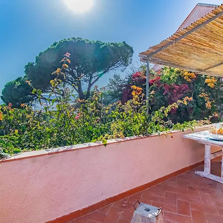 Eco Del Mare Apartment *